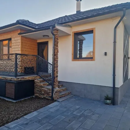 Family House Σπίτι διακοπών *